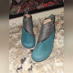 LOINTS of HOLLAND Too Cute Turquoise/Gray Zippered Ankle Booties 9-9.5/40
